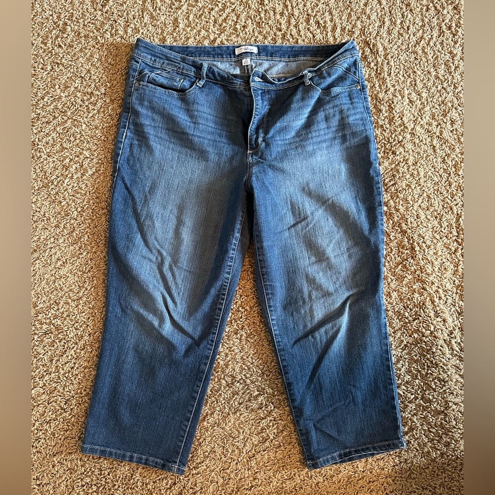 Women’s Capri pants